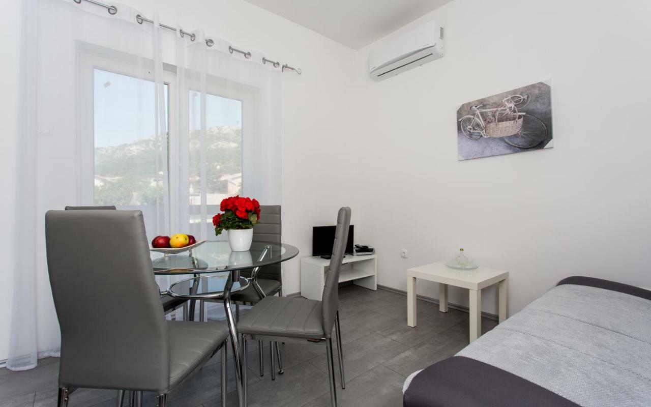 Apartment Mimi Draga Bašćanska Eksteriør billede