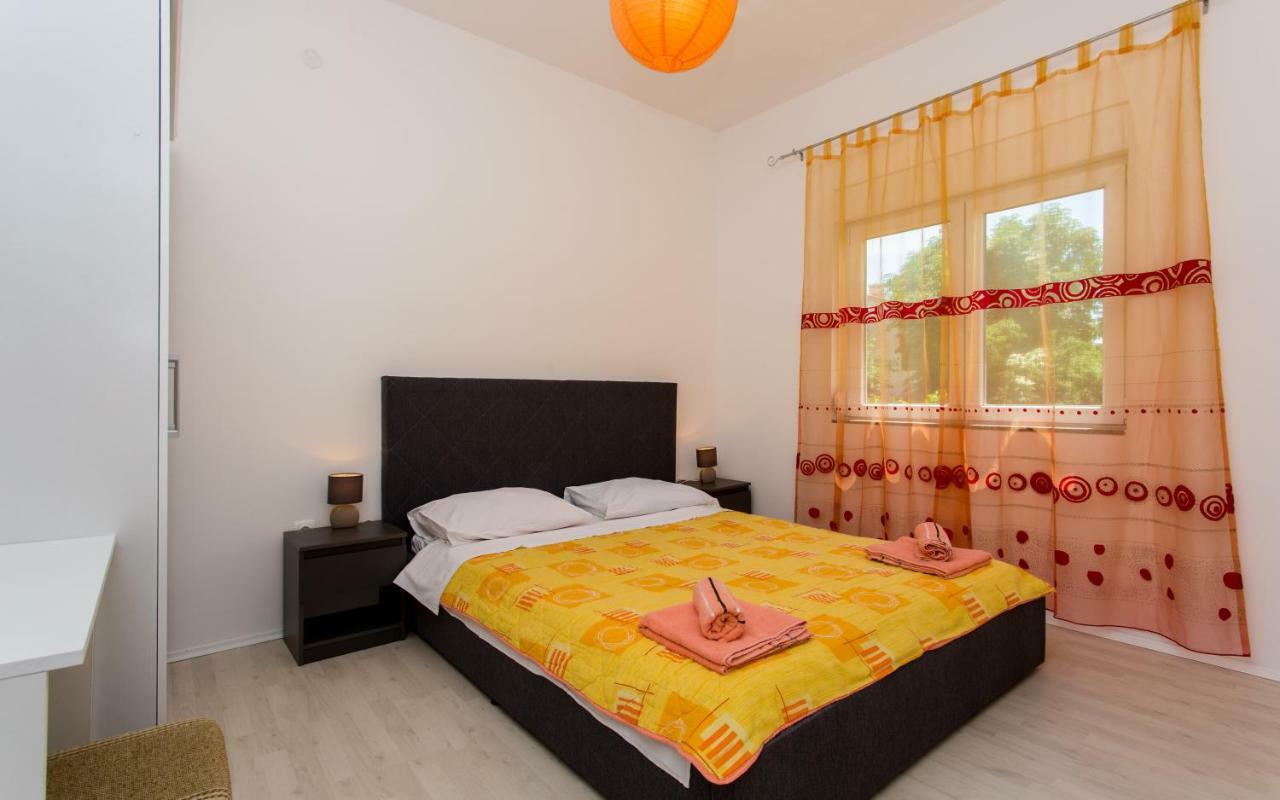 Apartment Mimi Draga Bašćanska Eksteriør billede